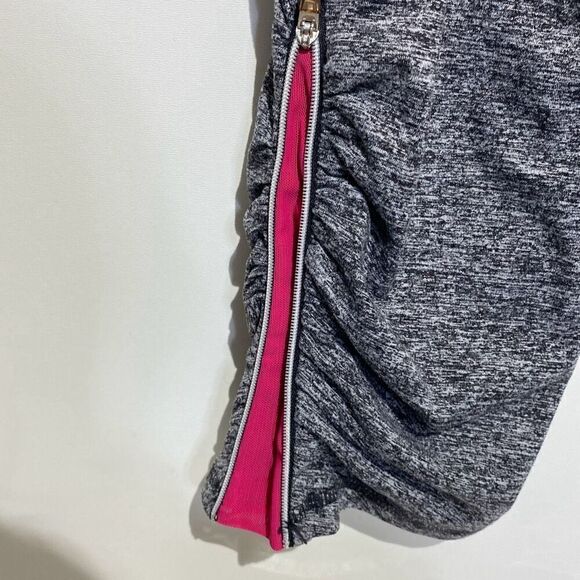 Tangerine Women's Charcoal Heather Ruched Side Zip Cropped Leggings Size Large - Picture 4 of 9